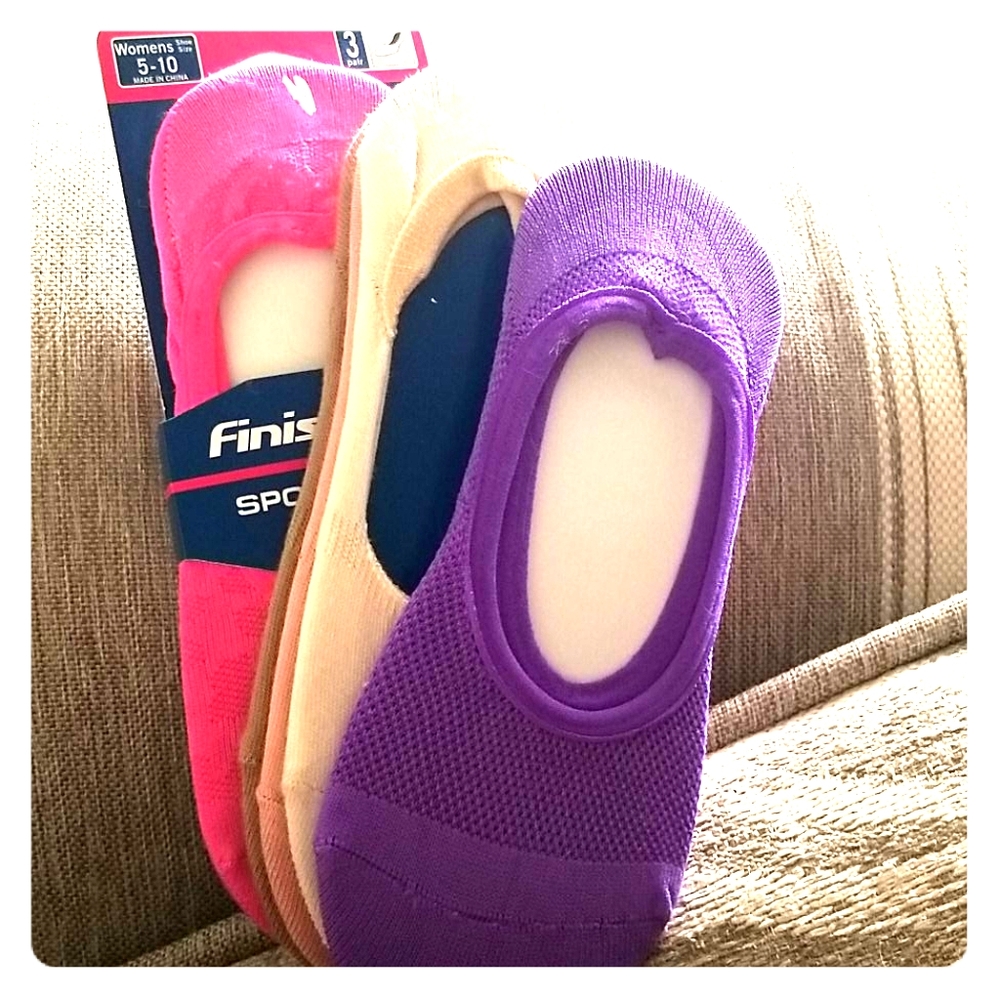 Finishline No Show Socks